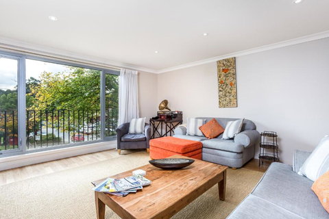 Paris On Maroondah - Mackay Tourism 4