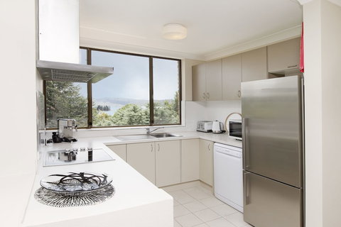 Avalanche 6 - Sophisticated Style & Modern Comfort With A Central Location - Mackay Tourism 2