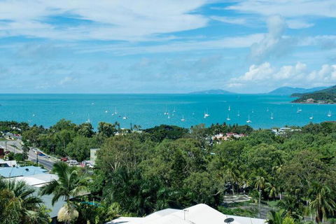 The Power House Airlie Beach - Mackay Tourism 1
