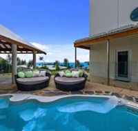 Beachy Coastal Retreat - Mackay Tourism