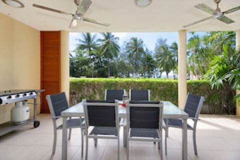 Peponi 2 - Beachfront Apartment - Mackay Tourism 0