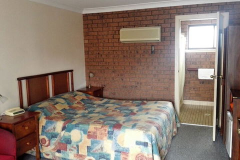 Bomaderry Motor Inn - Mackay Tourism 5