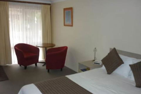 Bomaderry Motor Inn - Mackay Tourism 7