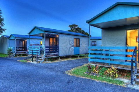 August Moon Caravan Park - Mackay Tourism 1