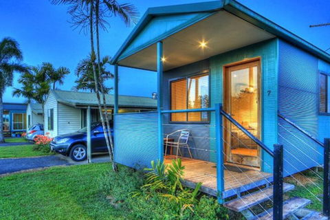 August Moon Caravan Park - Mackay Tourism 3