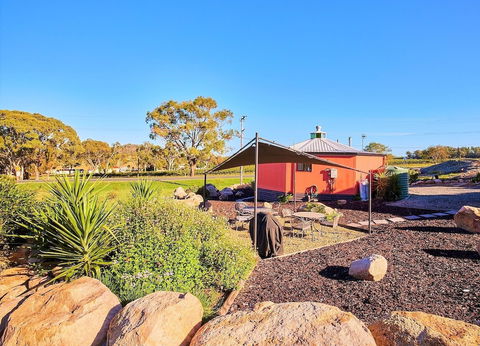 A Stanthorpe Getaway - Mackay Tourism 3