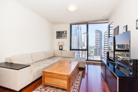 PIPER, 1BDR Southbank Apartment - Mackay Tourism 4