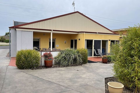 Austral Place 88 Via Merri River - Mackay Tourism 4