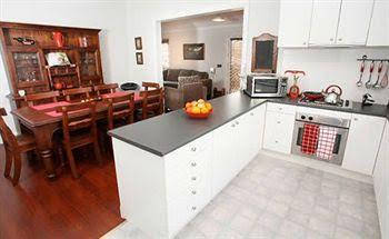Magnolia Cottage Mildura - Mackay Tourism 0