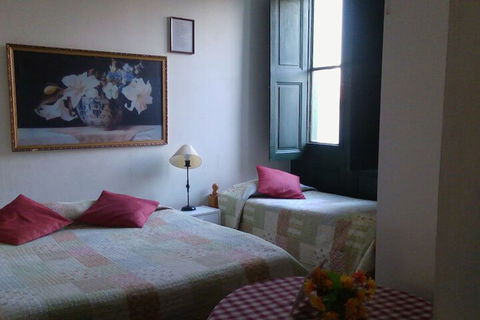 Cameron Lodge Cottage - Mackay Tourism 3