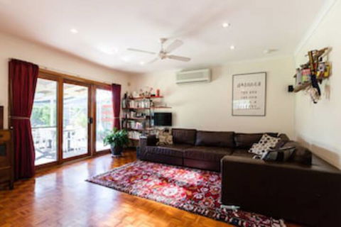 KELLY, 3BDR Northcote House - Mackay Tourism 0