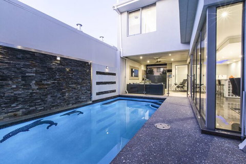 Ambar Villa - Mackay Tourism 2