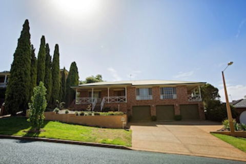 Fun Games House - Mackay Tourism 0