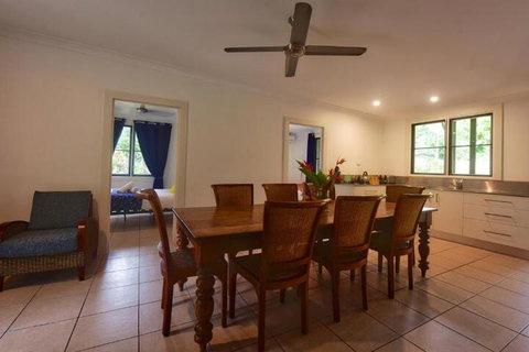 Daintree Rainforest Beach House - Mackay Tourism 2