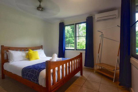 Daintree Rainforest Beach House - Mackay Tourism 6