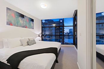 Premier Stays Melbourne - Mackay Tourism 1