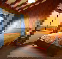 Hotham 1750 12 - Mackay Tourism