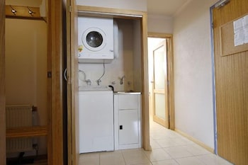 Alpine Haven 2 - Mackay Tourism 3