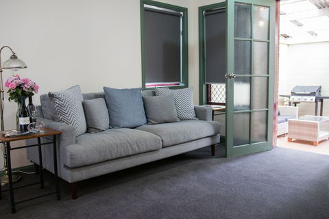 Mudgee Apartments - Church Street - Mackay Tourism 2