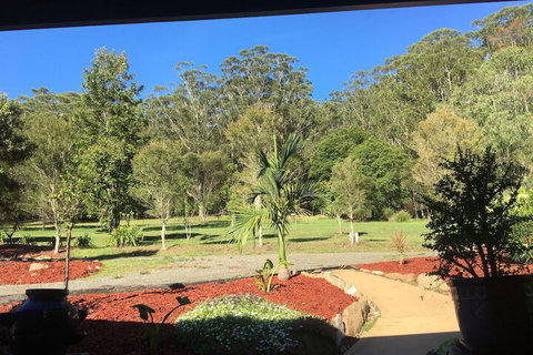 Arcadia Retreat - Mackay Tourism 1