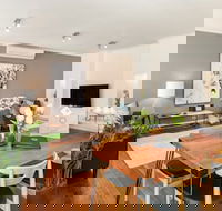 BOUTIQUE STAYS - Sandy Breeze 3 - Mackay Tourism