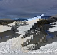 Snowtel 1 - Mackay Tourism