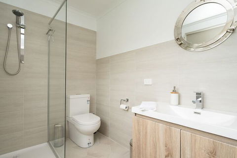 Xanadu Shores - Mackay Tourism 5