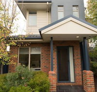 BOUTIQUE STAYS - Mentone Abode - Mackay Tourism