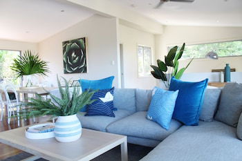Hamptons By The Bay At Nelson Bay - Mackay Tourism 2