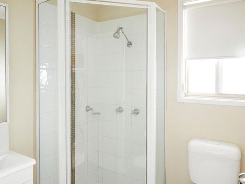 Horseshoe Bay Holiday Park - Mackay Tourism 3