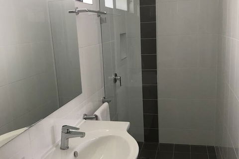 Kootingal Landview Motel - Mackay Tourism 3
