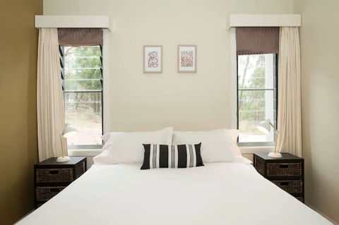 Peppertree Hill Luxury Farm Accomodation - Mackay Tourism 2
