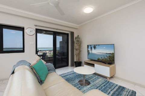 Darwin Executive Studio - Mackay Tourism 2