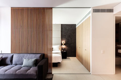 SKYE Suites Sydney - Mackay Tourism 5