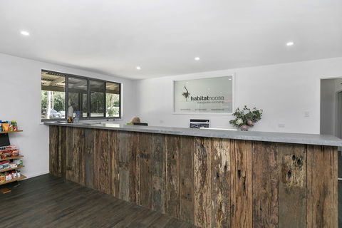 Habitat Noosa - Mackay Tourism 1