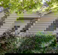 Heronswood Cottage - Mackay Tourism