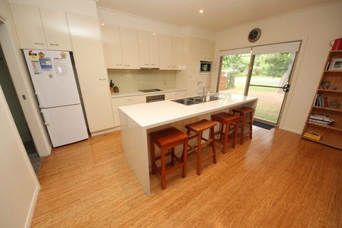 Trial Bay Eco Lodge 1 Osprey - Mackay Tourism 2