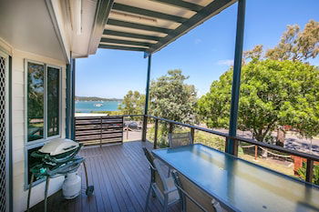 Sunset Cabins 1770 - Mackay Tourism 0