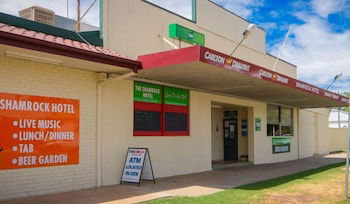 Shamrock Hotel Motel Balranald - Mackay Tourism 2