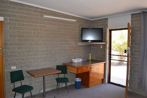 Shamrock Hotel Motel Balranald - Mackay Tourism 6