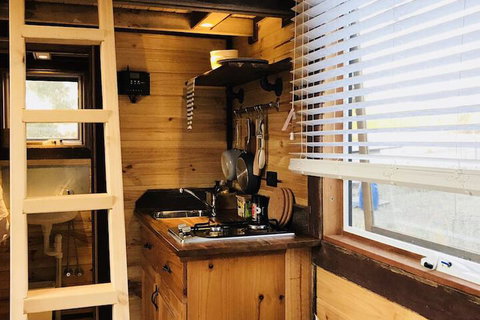 Altitude Tiny House Experience - Mackay Tourism 4