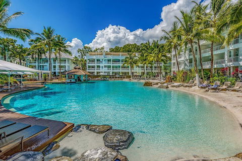 Peppers Beach Club Penthouse - Mackay Tourism 4