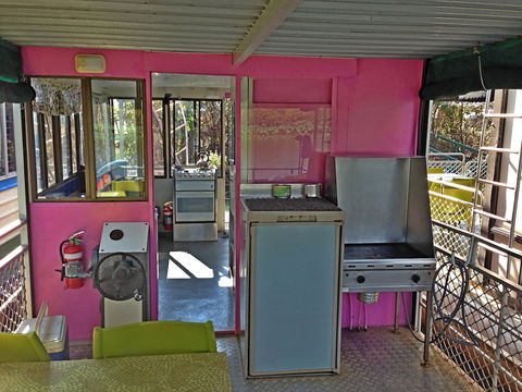 Corroboree Houseboats - Mackay Tourism 1