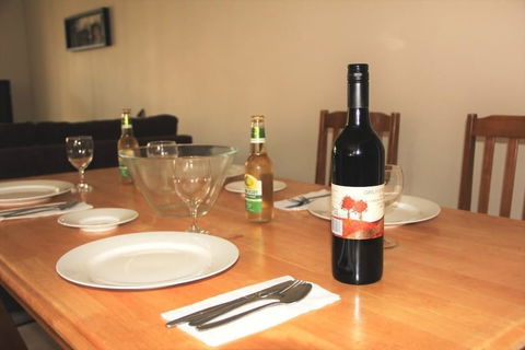 Mt Waverley Townhouses - Mackay Tourism 0