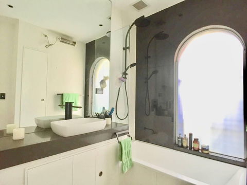 3 Storey Home Close Walk To Fox Studios SCG & City - Mackay Tourism 2