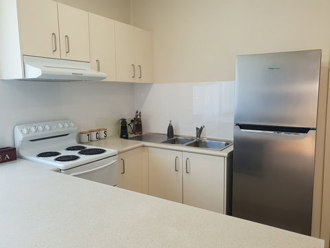 Mayfield Short Stay Apartments - Mackay Tourism 6