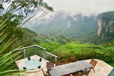 Amaroo Mountaintop Villa - Mackay Tourism 0