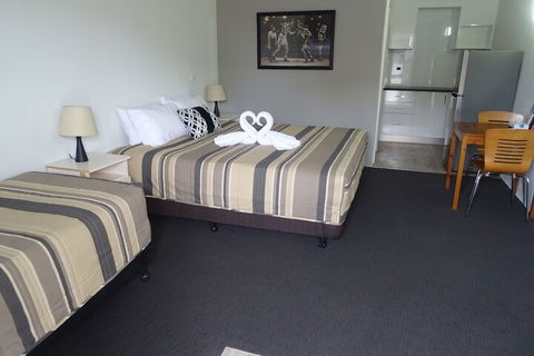 Memphis Motor Inn - Mackay Tourism 7