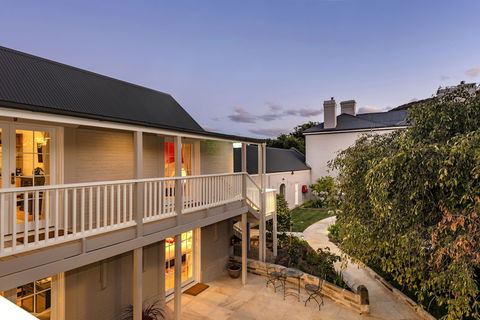 Prospect House Private Hotel - Mackay Tourism 0