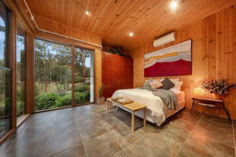 Stonehill Retreat In The Yarra Valley - Mackay Tourism 4